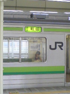 �_(^O^)�^