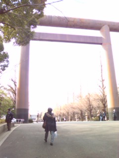 �d���͍������B