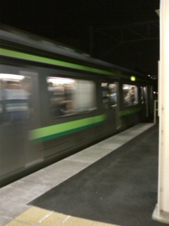 18:53 �L�N���q�i